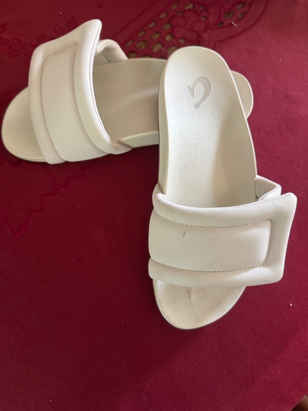 Olukai Sunbeam Comfort Slide -  Size 6
